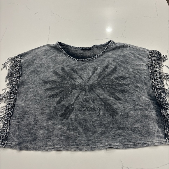 The Classic Charcoal Graphic cropped Fringe Tee - Picture 1 of 4